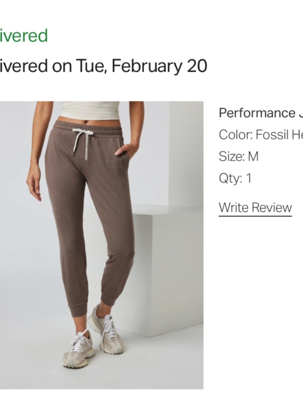 Vuori Performance Jogger Fossil Heather - Picture 2 of 8